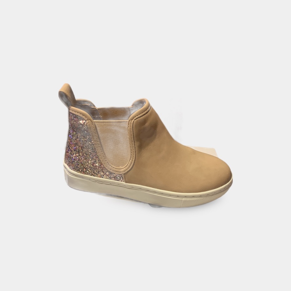 Report Slyly Nude kids shoe
